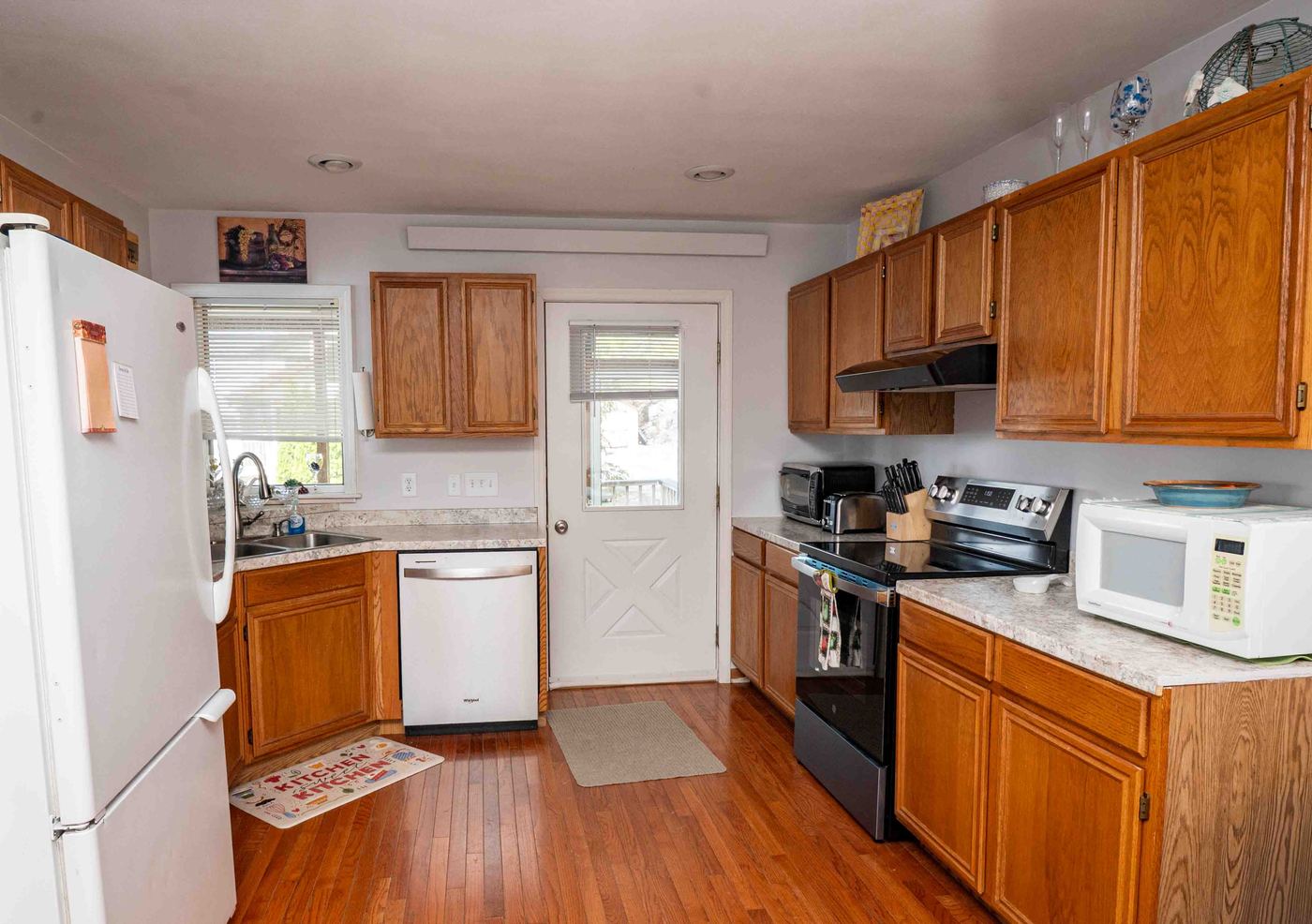 The kitchen at Sunset Oasis